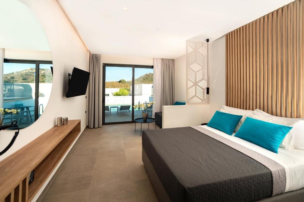 Zoes Hotel