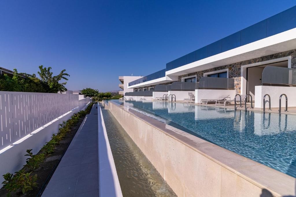 Zoes Hotel