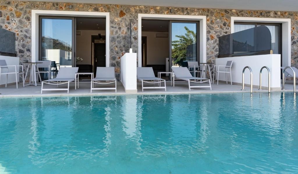 Zoes Hotel