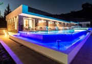 Zoes Hotel