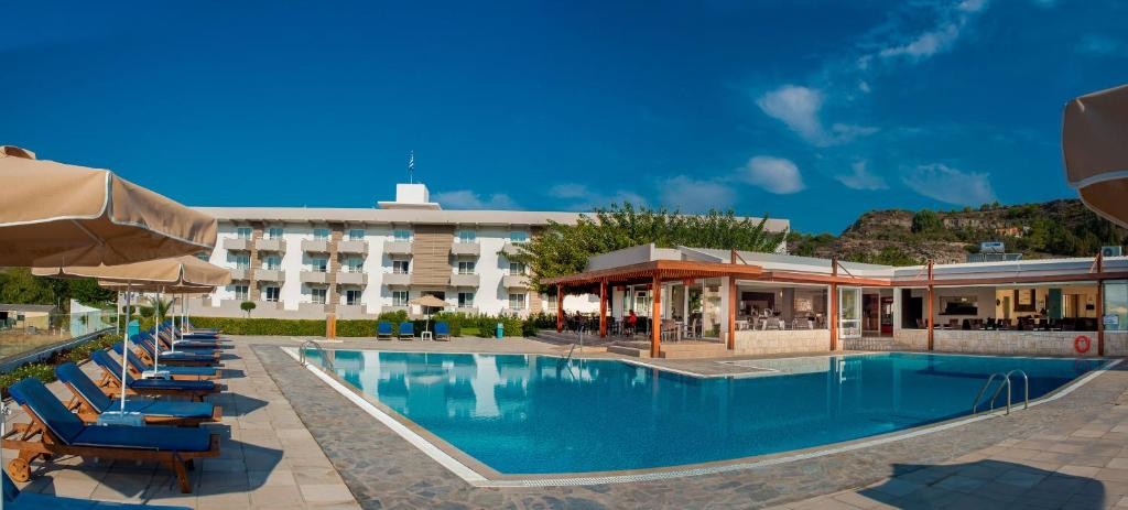Zoes Hotel