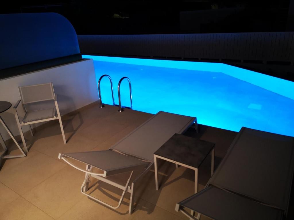 Zoes Hotel