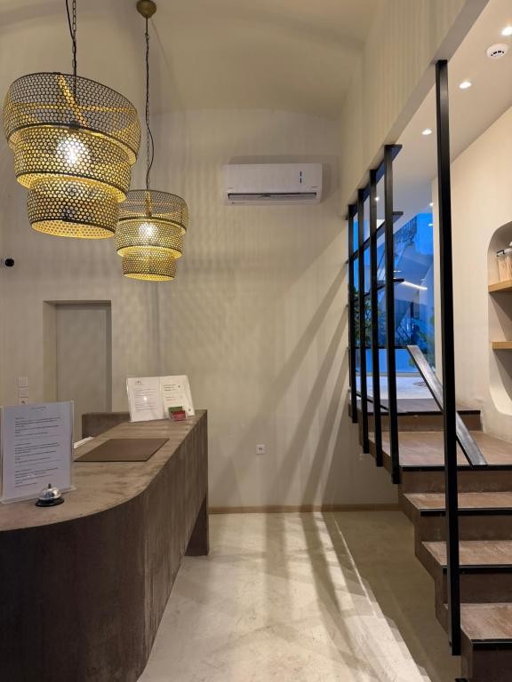 Atlantis Boutique Hotel