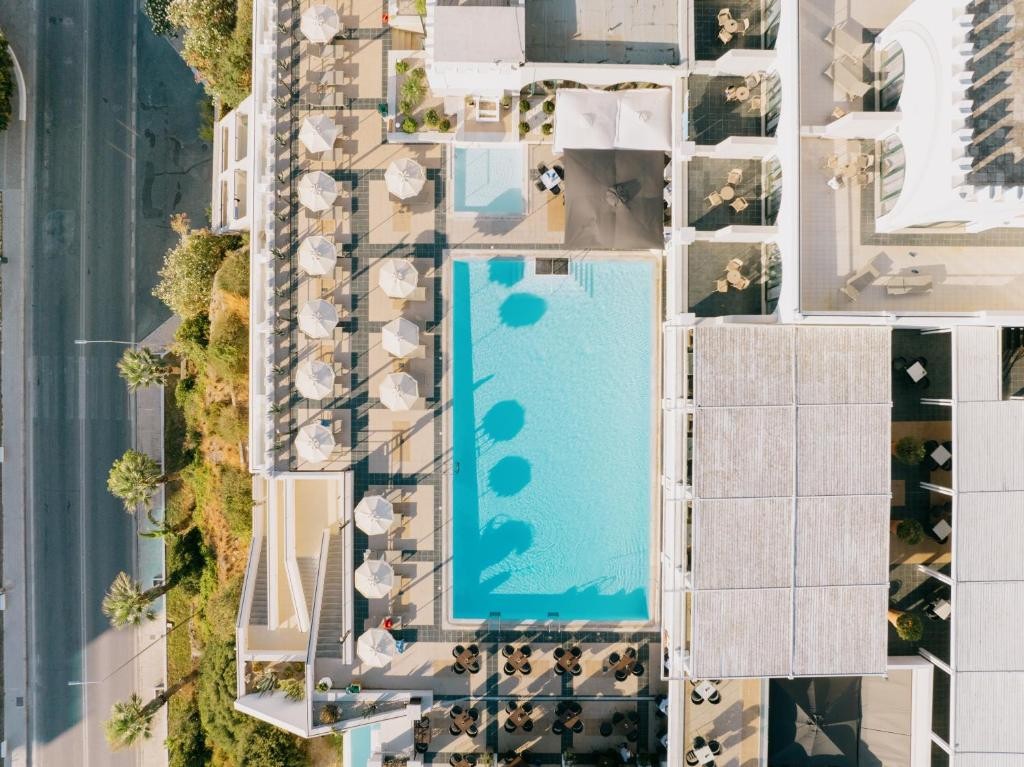 Calypso Palace Hotel