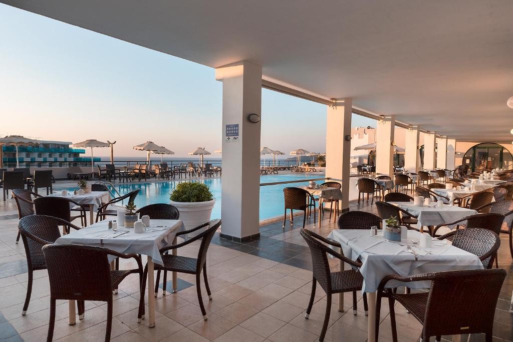 Calypso Palace Hotel