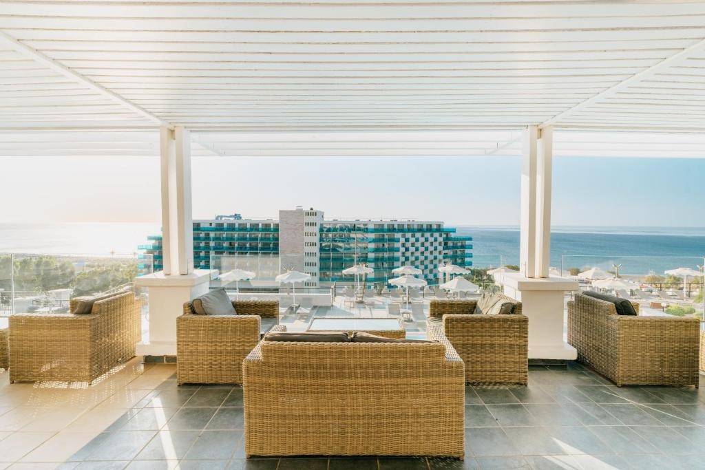 Calypso Palace Hotel
