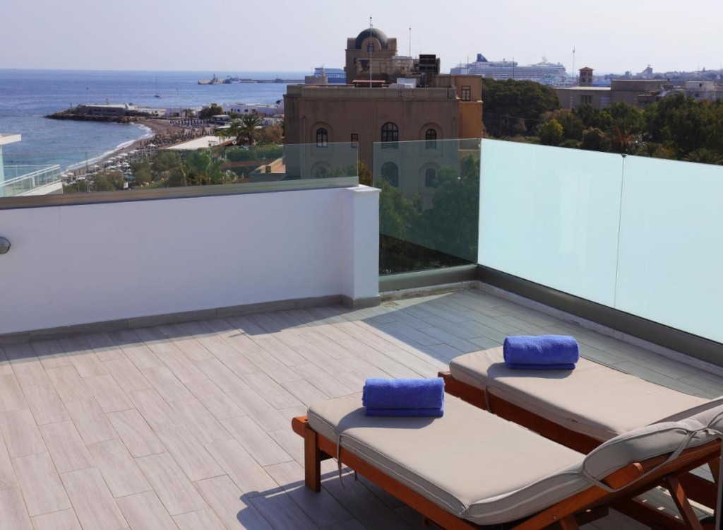 Elite Hotel