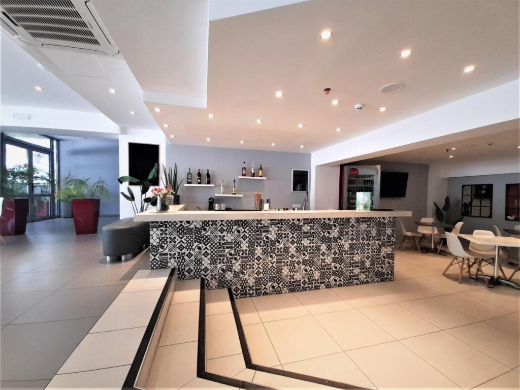 Elite Hotel
