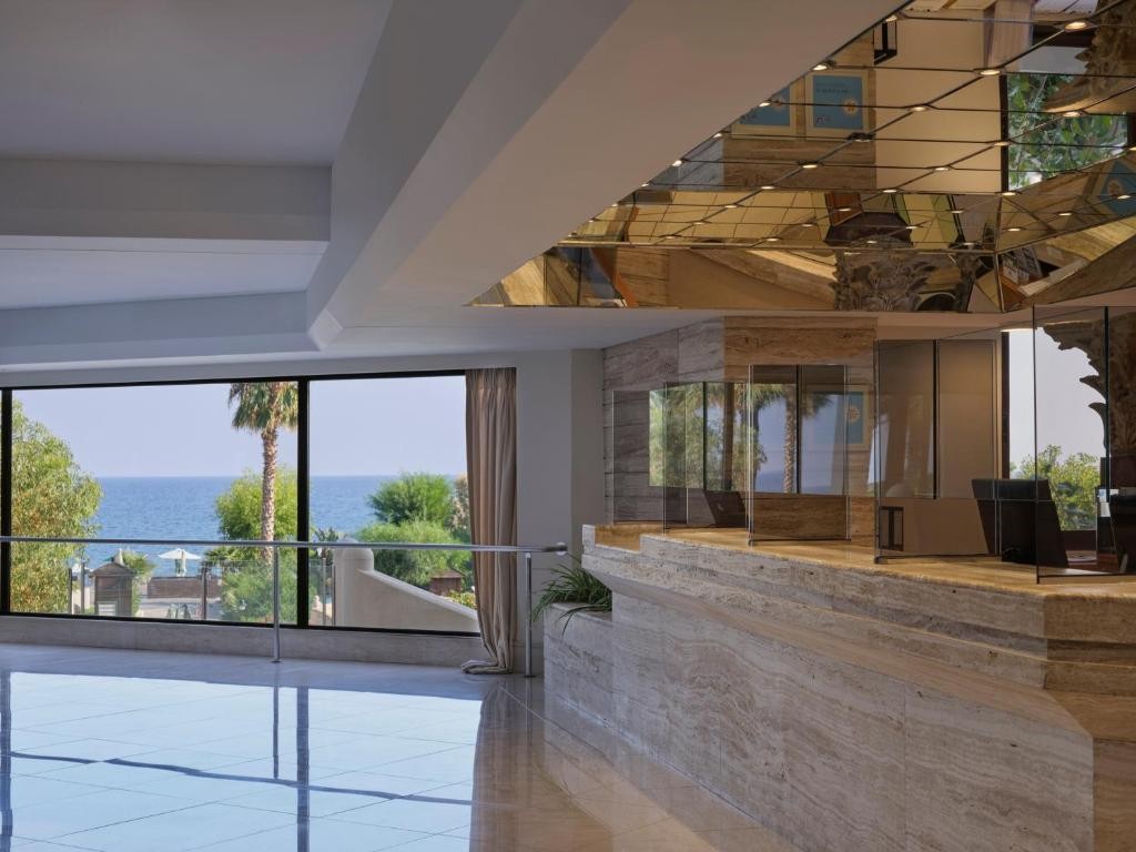 Esperos Palace Resort