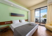 Gq Hotel & Club (Adults Only +13)
