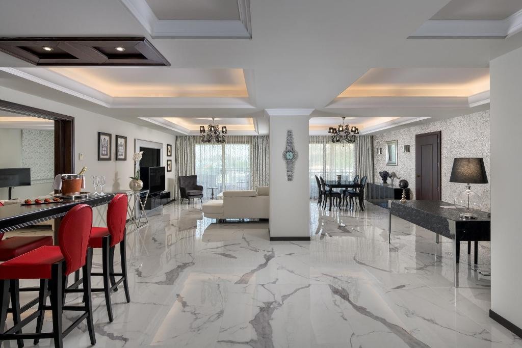 La Marquise Luxury Resort Complex