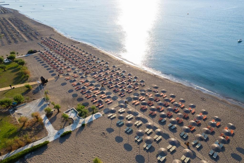 Pegasos Deluxe Beach Hotel