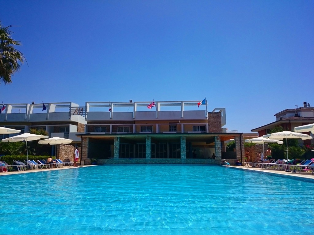 ALBERGO MEDITERRANEO