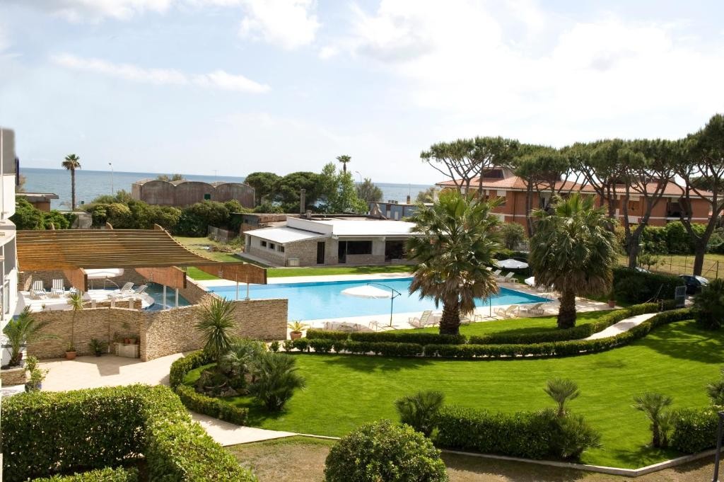 ALBERGO MEDITERRANEO