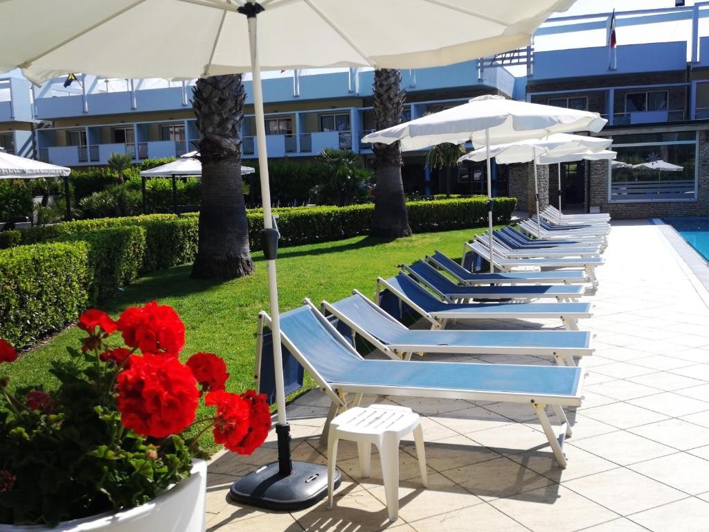 ALBERGO MEDITERRANEO