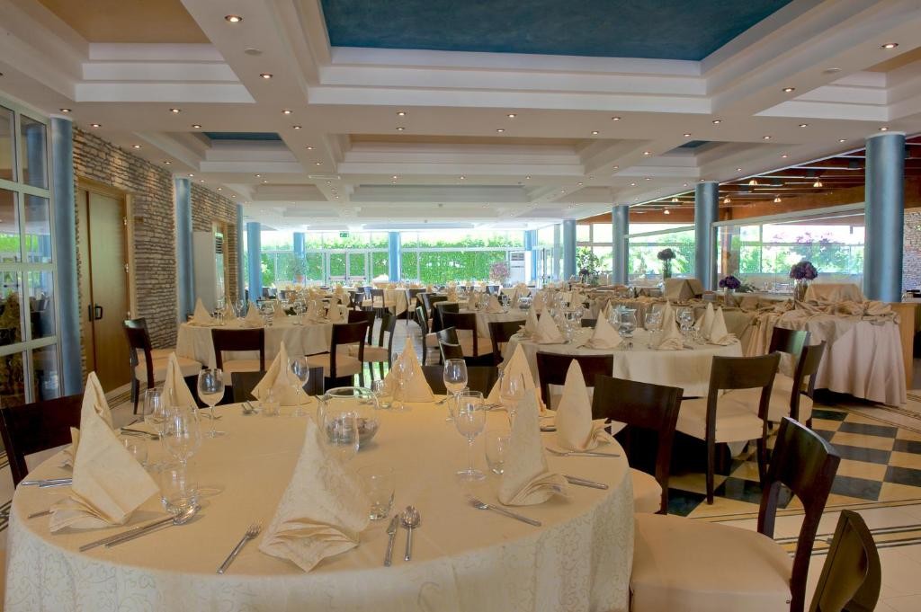 ALBERGO MEDITERRANEO