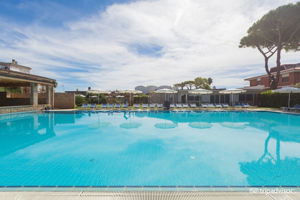 ALBERGO MEDITERRANEO