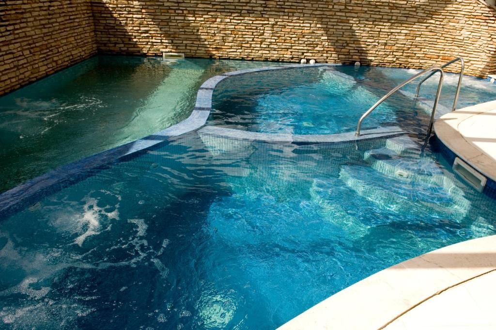 ALBERGO MEDITERRANEO