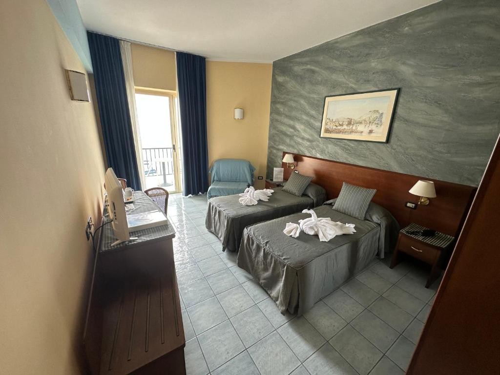 GRAND HOTEL L'APPRODO