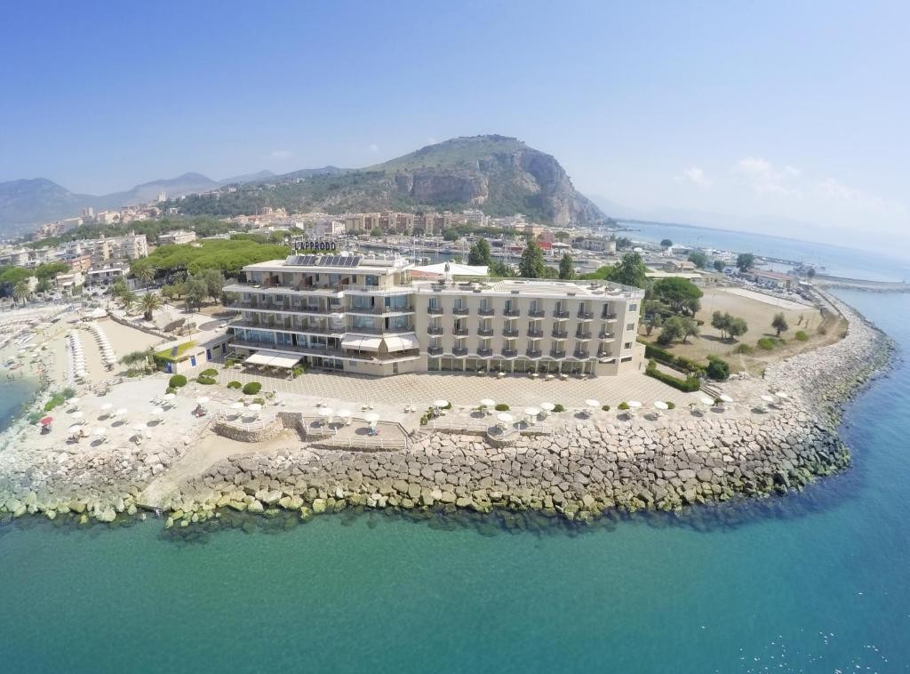 GRAND HOTEL L'APPRODO