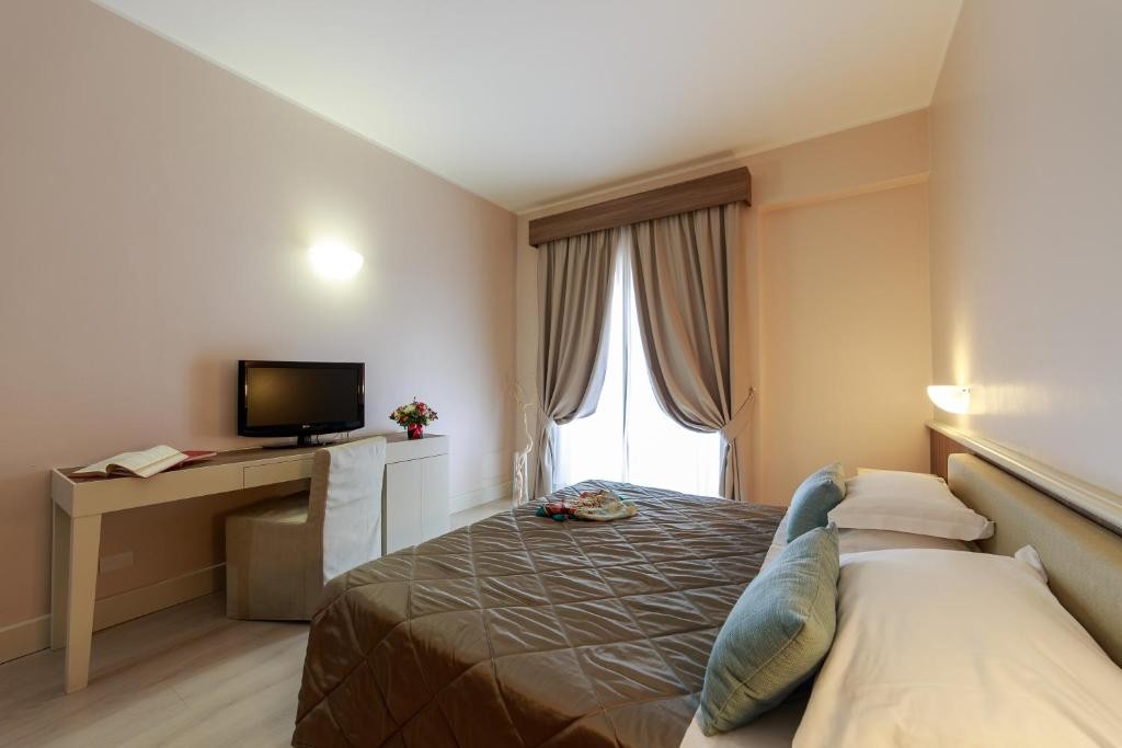 HOTEL MIRASOLE INTERNATIONAL