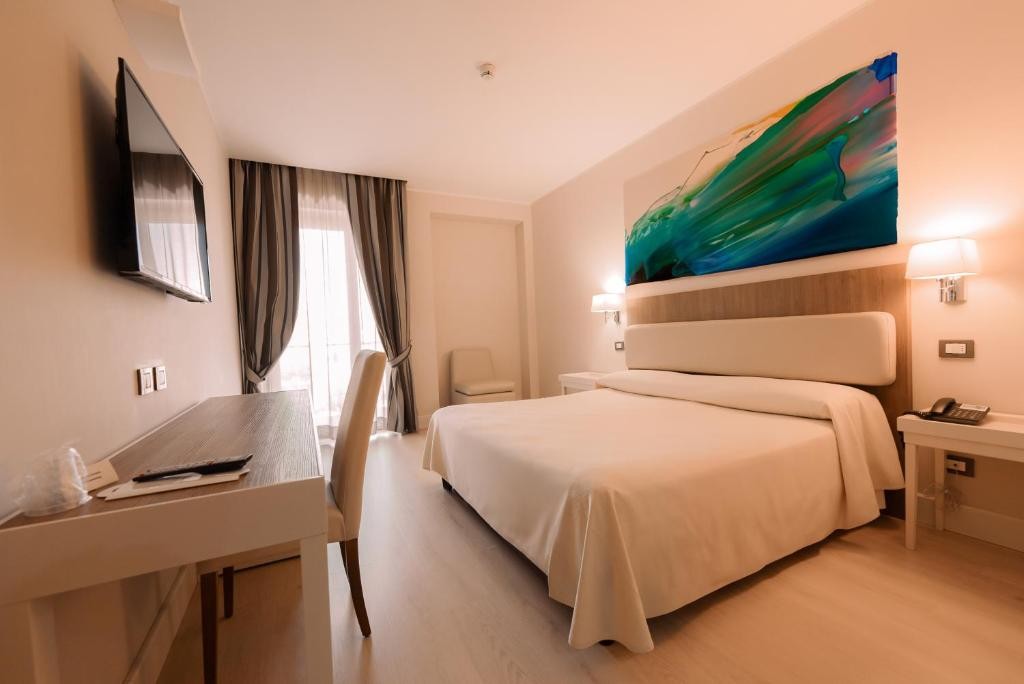 HOTEL MIRASOLE INTERNATIONAL