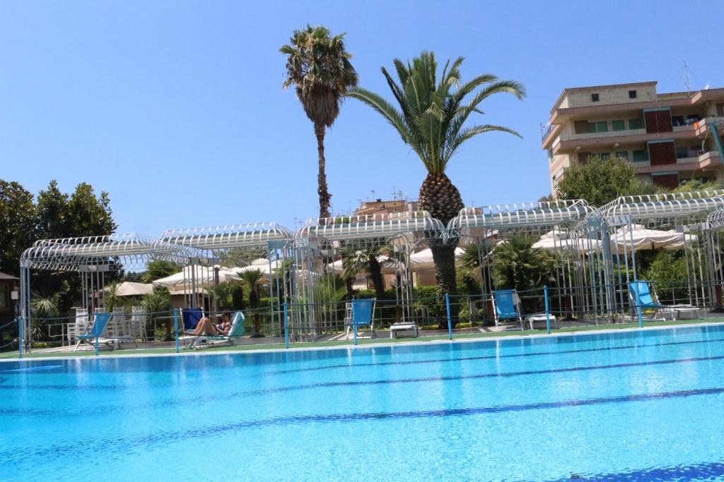 HOTEL MIRASOLE INTERNATIONAL