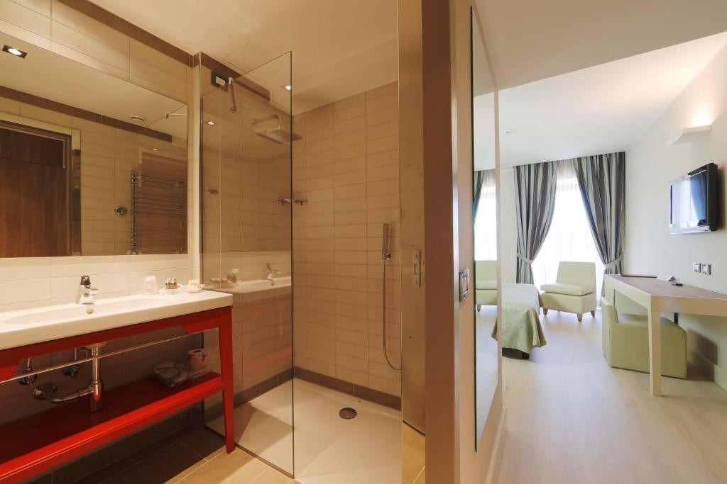 HOTEL MIRASOLE INTERNATIONAL