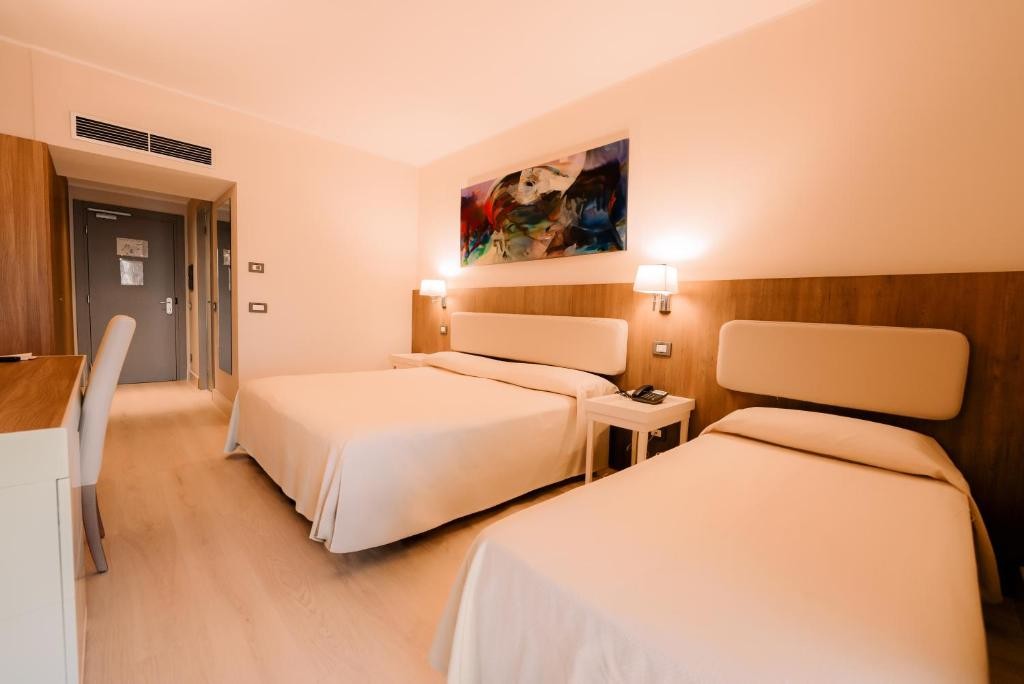 HOTEL MIRASOLE INTERNATIONAL