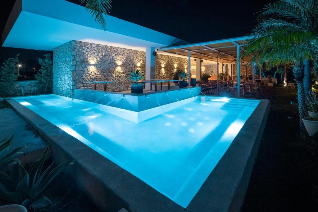 Kouros Exclusive Suites - Adults Only