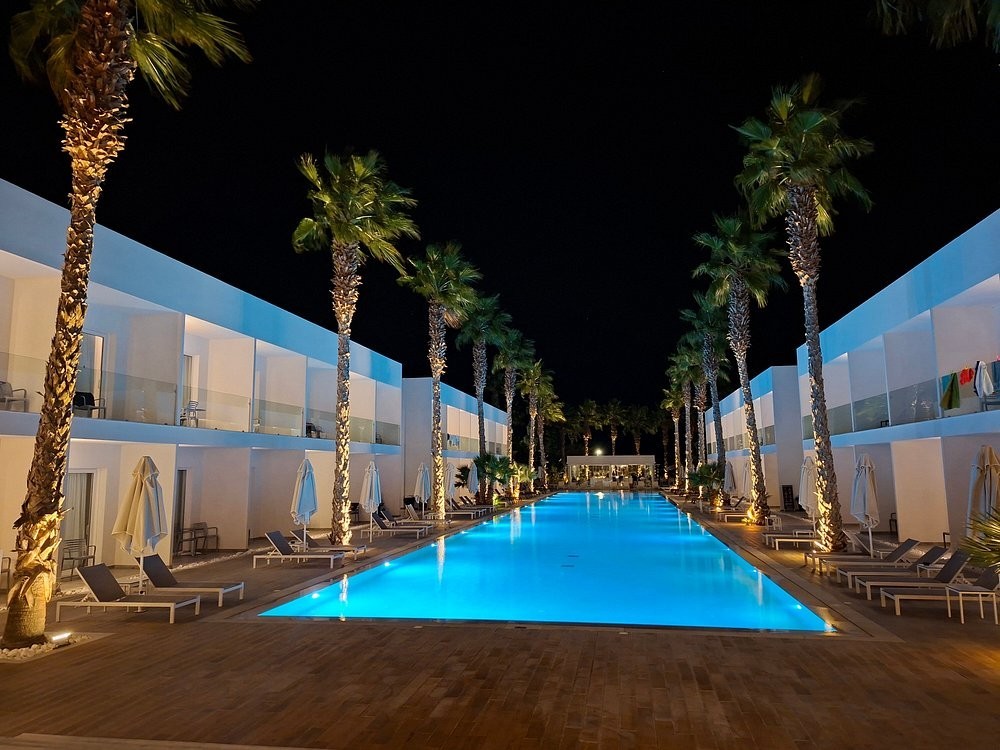 White Dreams Resort
