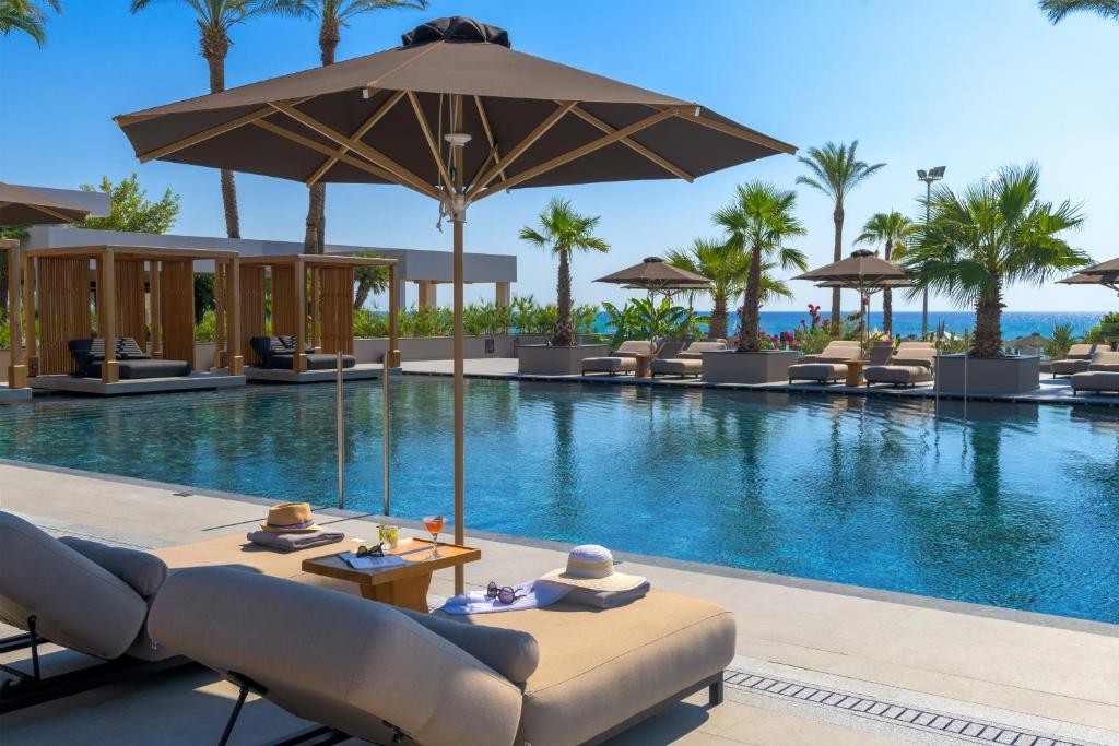 AMMADES ALL-SUITES BEACH HOTEL & SPA