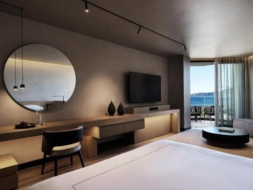 AMMADES ALL-SUITES BEACH HOTEL & SPA