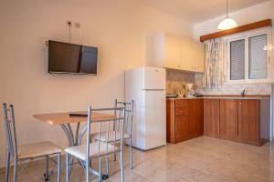 Bright Star Apartments