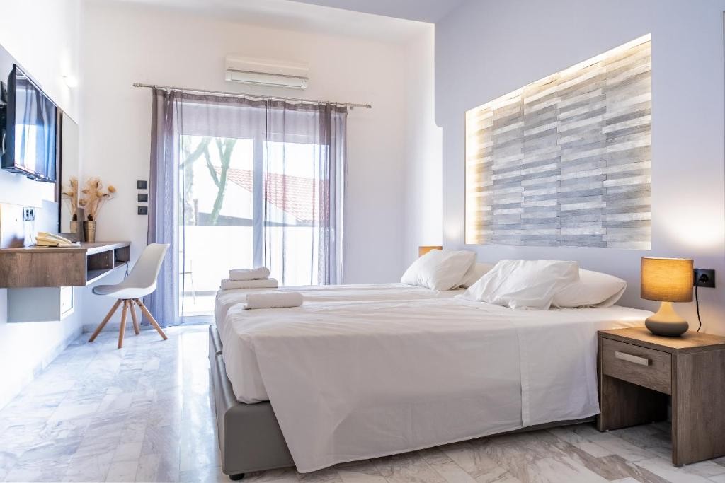 Bright Star Apartments
