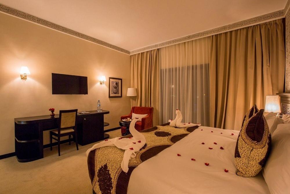 HOTEL RIAD ENNAKHIL