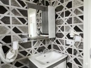 SALINAS BEACH HOTEL (BOUTIQUE CONCEPT RENOVATED)