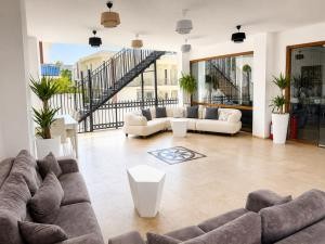 SALINAS BEACH HOTEL (BOUTIQUE CONCEPT RENOVATED)