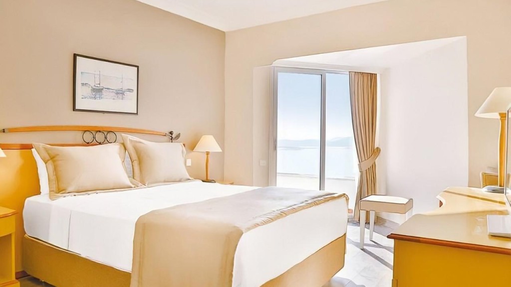 ROSEIRA BEACH RESORT