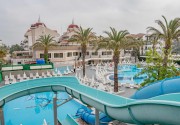 AYDINBEY FAMOUS RESORT
