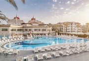 AYDINBEY FAMOUS RESORT
