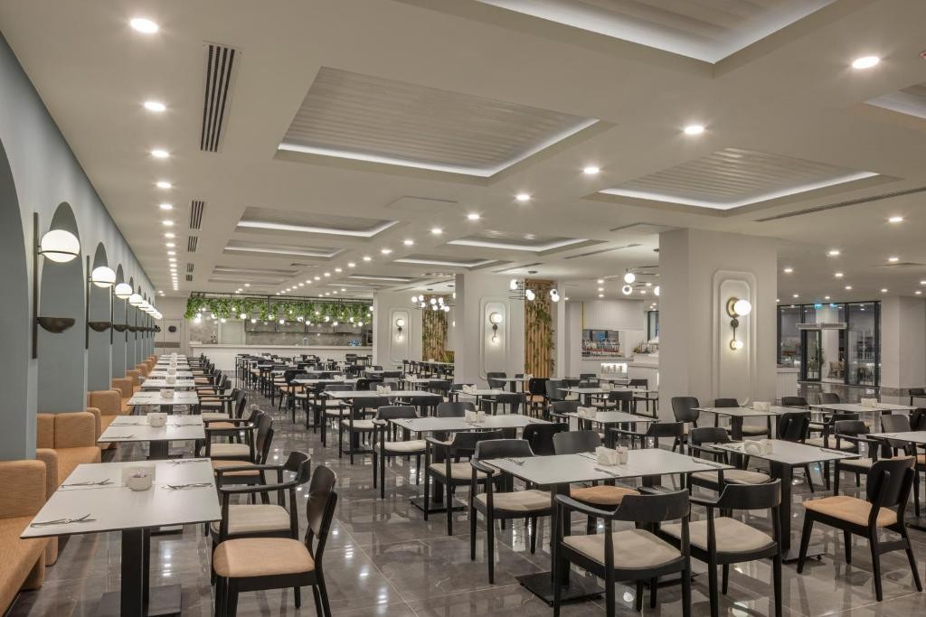 ARCANUS HOTELS TRENDLINE SIDE