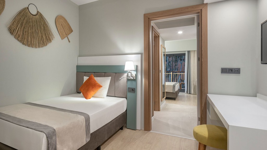 ARCANUS HOTELS TRENDLINE SIDE