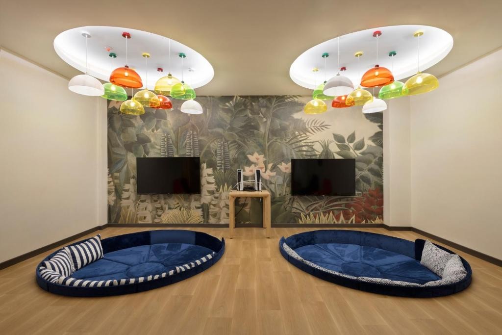 ARCANUS HOTELS TRENDLINE SIDE