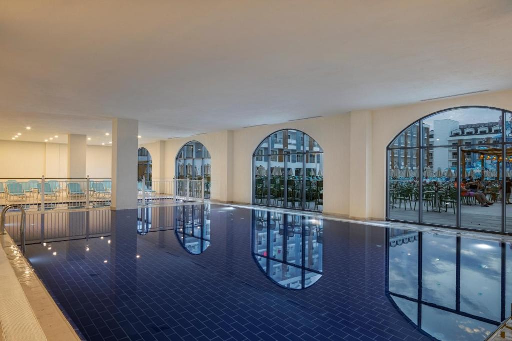 ARCANUS HOTELS TRENDLINE SIDE