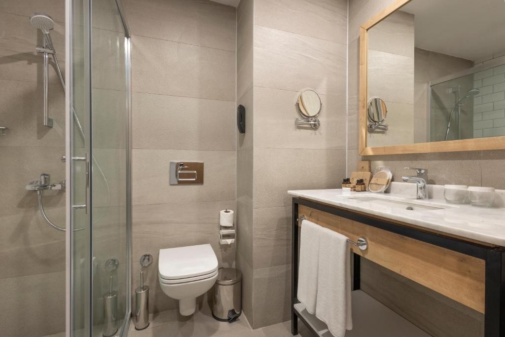 ARCANUS HOTELS TRENDLINE SIDE