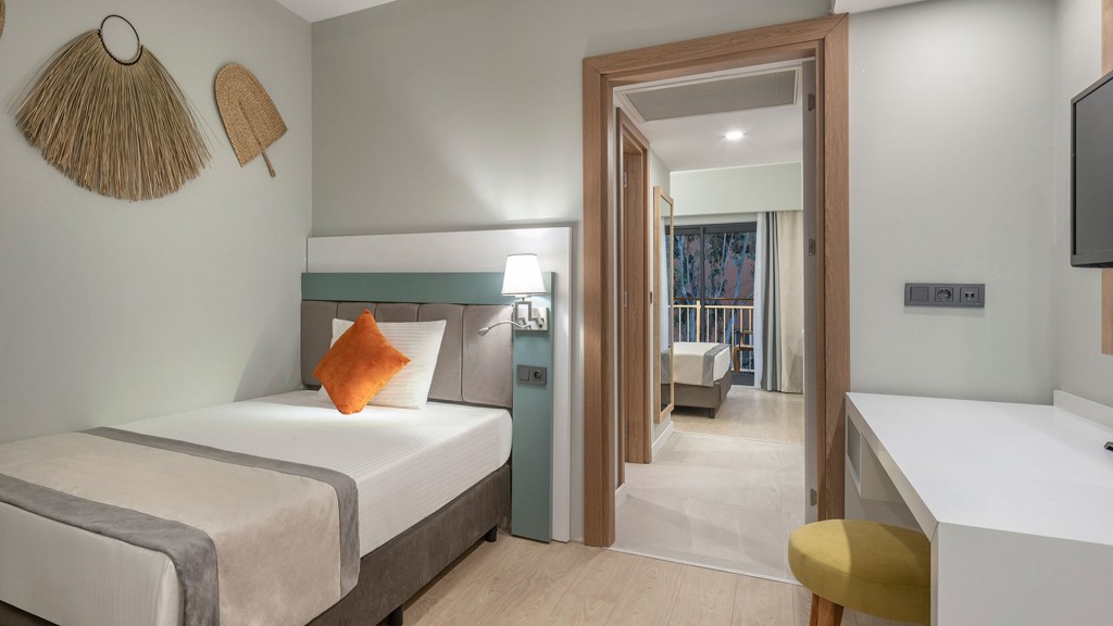ARCANUS HOTELS TRENDLINE SIDE