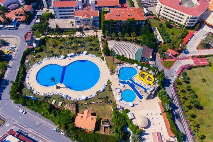 CESARS SIDE ( EX.CESARS RESORT HOTEL)