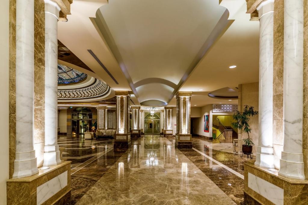 KEMPINSKI HOTEL THE DOME
