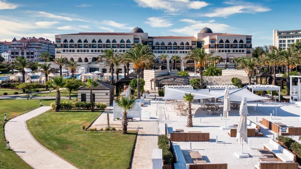 KEMPINSKI HOTEL THE DOME